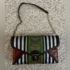 Henri Bendel clutch